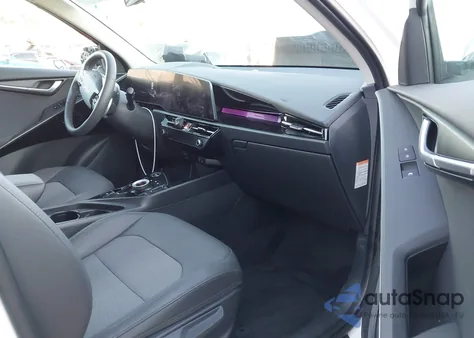 2025 Kia Niro Ev Wind from USA, damaged, VIN KNDCR3L19S5145276